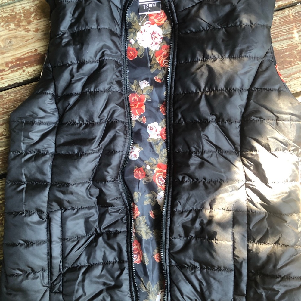 Rue 21 Vest